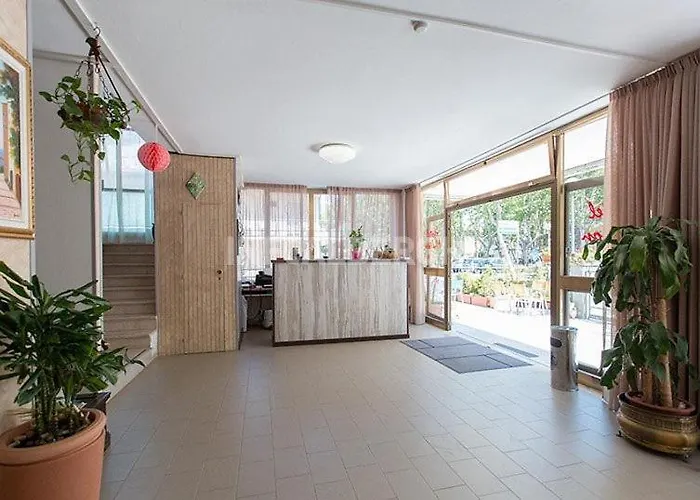 Hotel Milton 2*