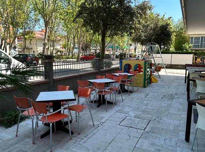 Hotel Milton Cesenatico